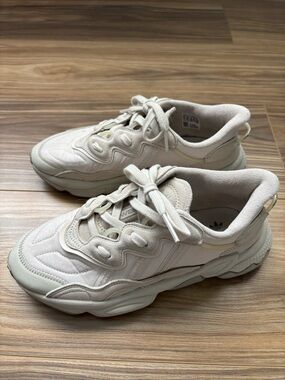 Adidas Ozweego Womens Sneakers Beige Bliss Size 7 Low Top Chunky Shoes GW8059